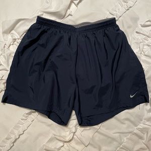 Nike shorts - navy blue - M